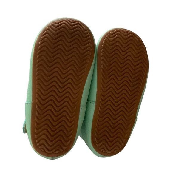 Leather T-Strap Moccasins Flats - Picture 5 of 5